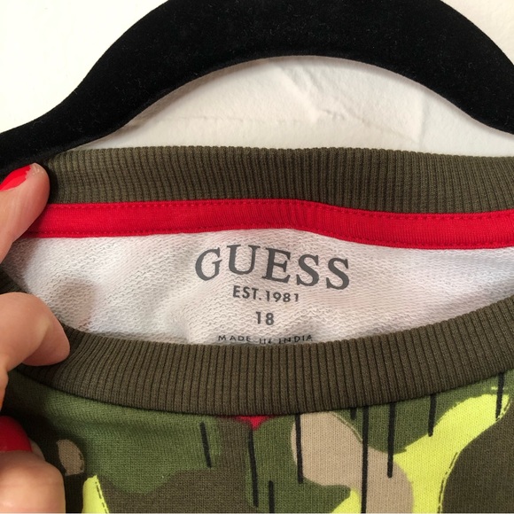 Guess pullover sweater| Camo Print Sweater| Size 18 Large - Picture 4 of 7